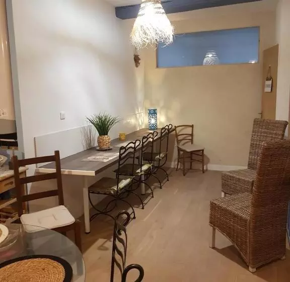 Majatalo La Suite Du Docteur Privey   Free & Secure Park Bike