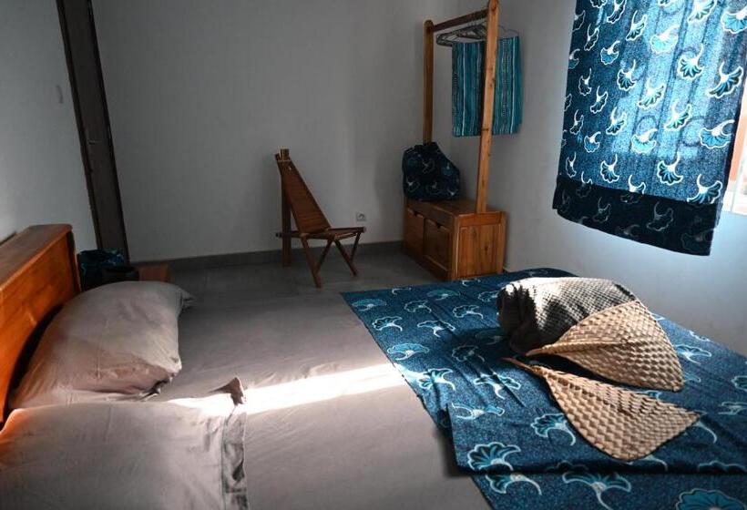 Pansiyon Les Amazones Rouges Maison Moderne Et Chaleureuse