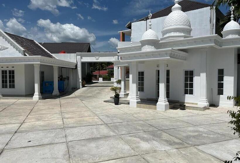 פנסיון Savannah Guest House