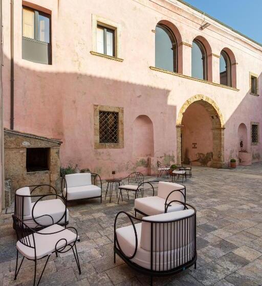 אתר נופש Palazzo Principi Lanza