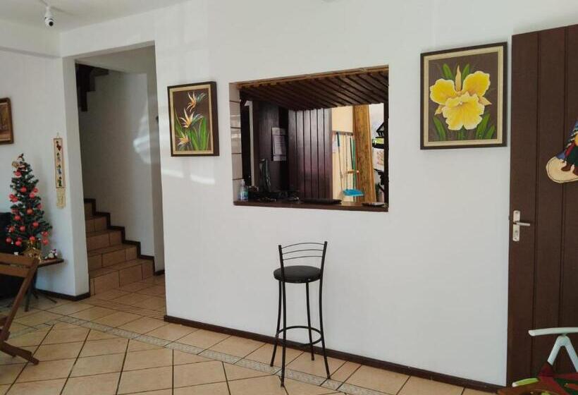 Santa Catarina Hostel