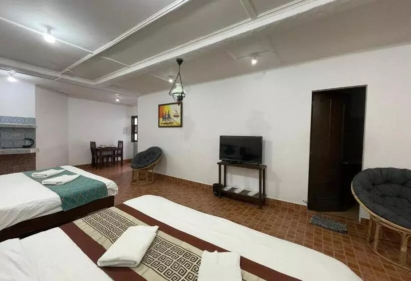 Villa Apolonia Resort