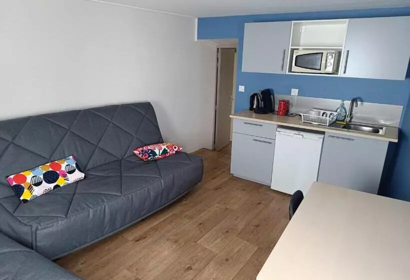 ユースホステル La Mansio De Bons