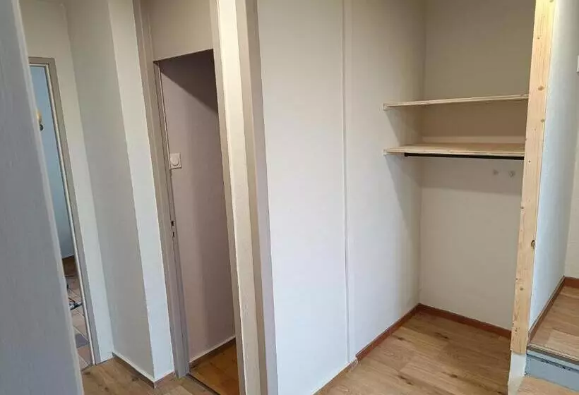 ユースホステル La Mansio De Bons