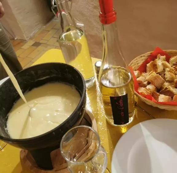 ユースホステル La Mansio De Bons