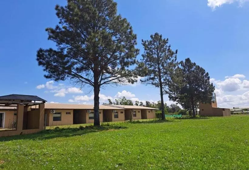 Retkeilymaja Noah Housing