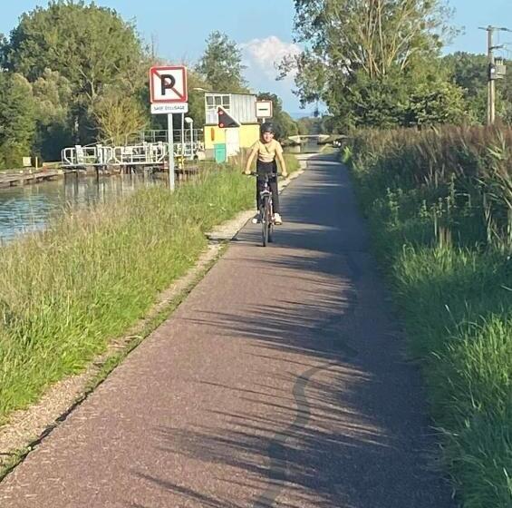 مبيت وإفطار A L Ancre