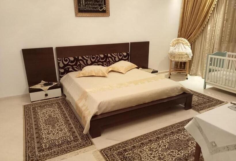 Bed and Breakfast Chez Mme Jaouida