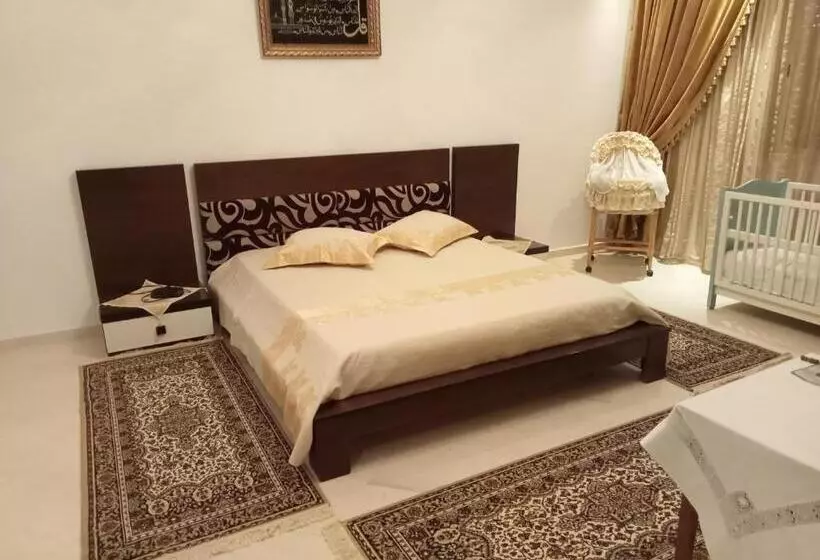 Aamiaismajoitus (B&B) Chez Mme Jaouida