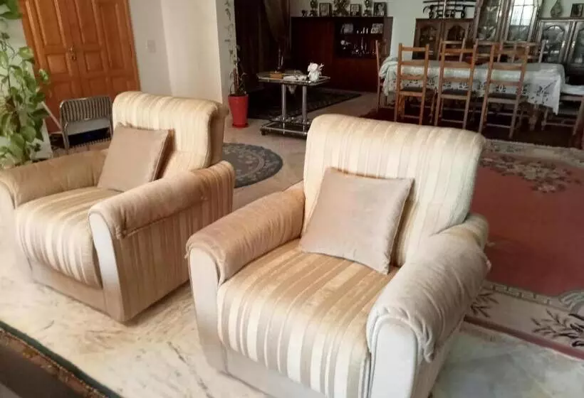 Aamiaismajoitus (B&B) Chez Mme Jaouida