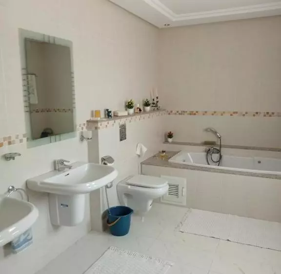 Aamiaismajoitus (B&B) Chez Mme Jaouida