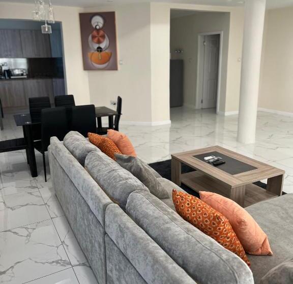 צימר Dramani Villa