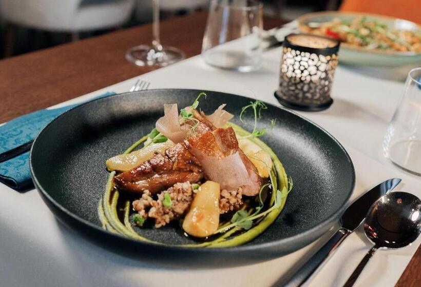 Bordűr Wellness Hotel Superior és Szőnyegmúzeum