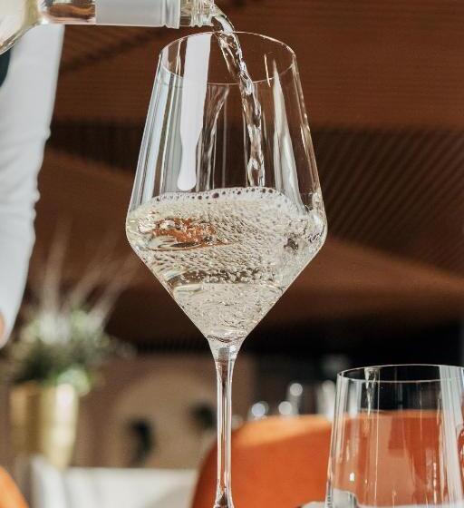 Bordűr Wellness Hotel Superior és Szőnyegmúzeum