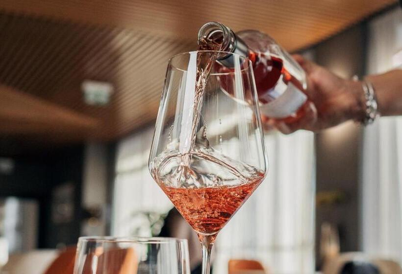 Bordűr Wellness Hotel Superior és Szőnyegmúzeum