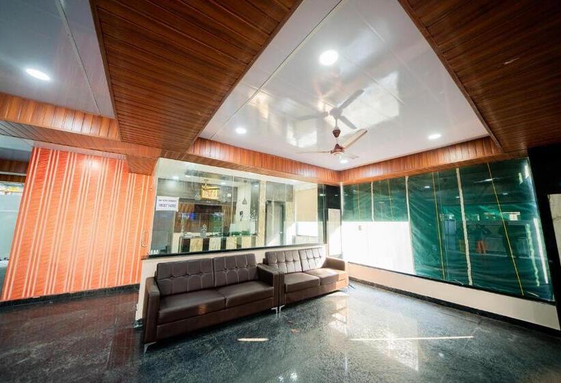 Fabhotel Brk Iconic Residency