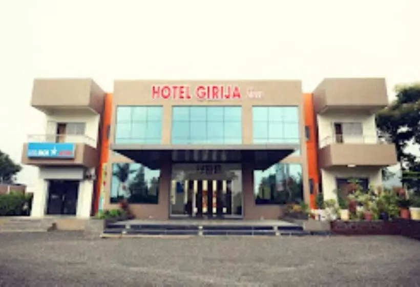 ホテル Girija,junnar