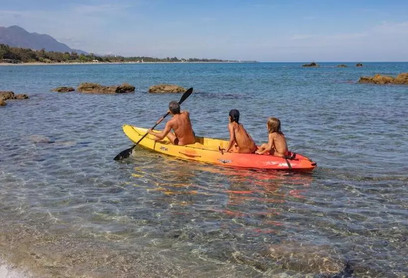 هتل Les Villas De Bagheera, Oasis Naturiste