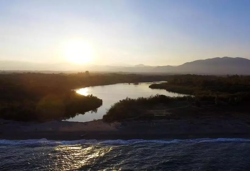 هتل Les Villas De Bagheera, Oasis Naturiste