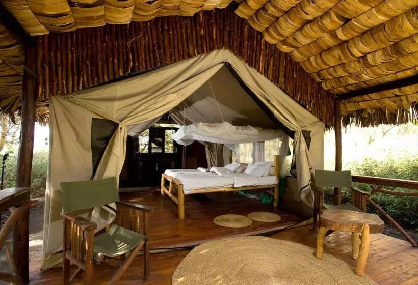 Hotelli Migunga Tented Camp