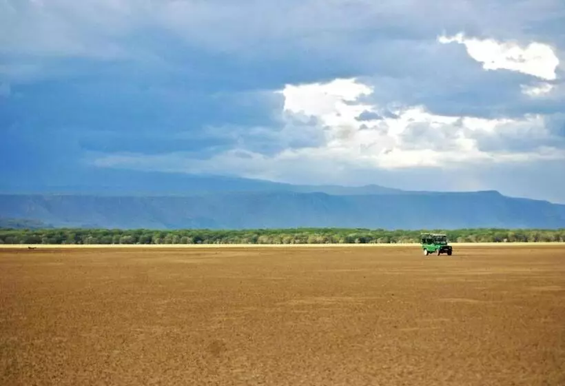 Hotelli Migunga Tented Camp