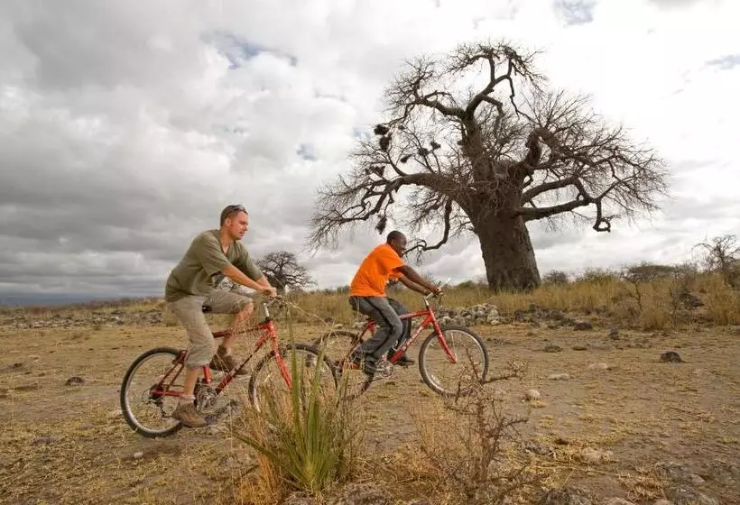 Hotelli Migunga Tented Camp