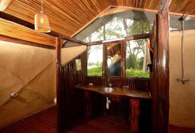 Hotelli Migunga Tented Camp