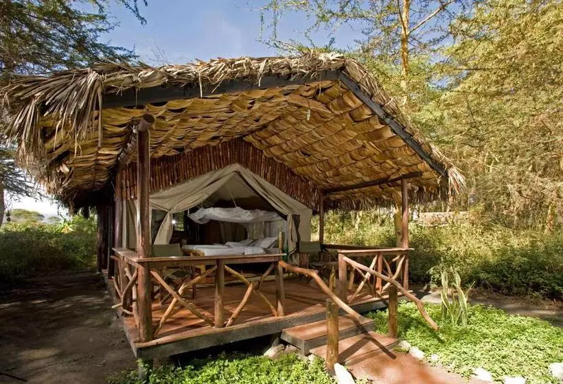 Hotelli Migunga Tented Camp