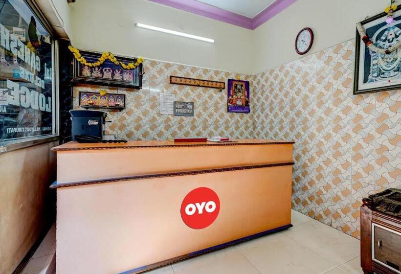 Hôtel Oyo Sai Ganesh Deluxe Lodge