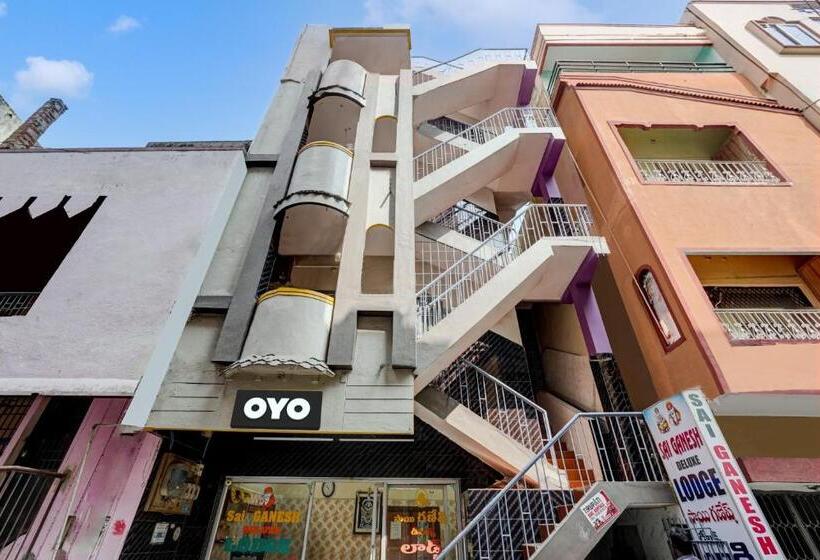 Hôtel Oyo Sai Ganesh Deluxe Lodge