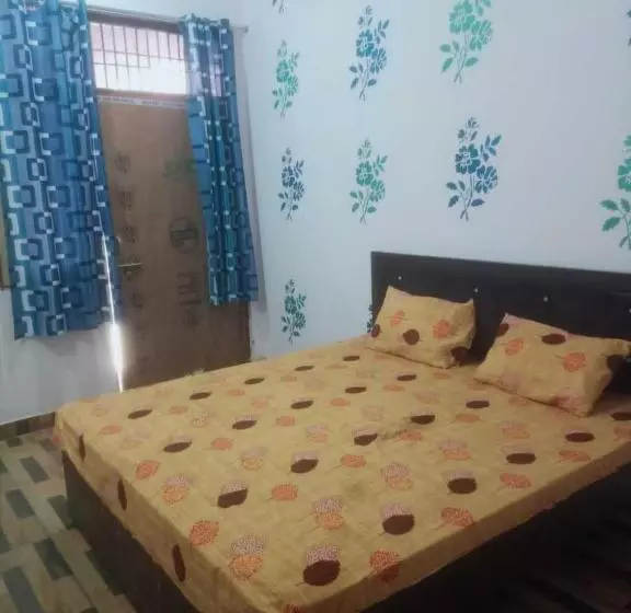 Hotelli Oyo The Village