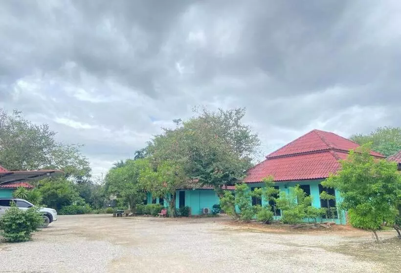 Hotelli Thungtako Resort