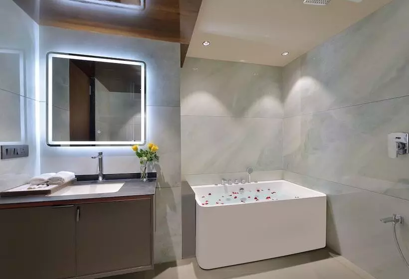 Hotelli Urbane By Treat