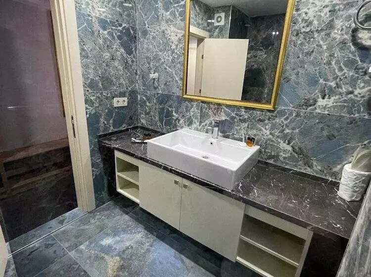 ホテル Yeni Sevcan