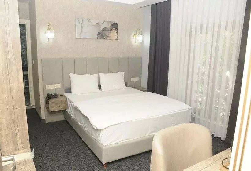 ホテル Yeni Sevcan