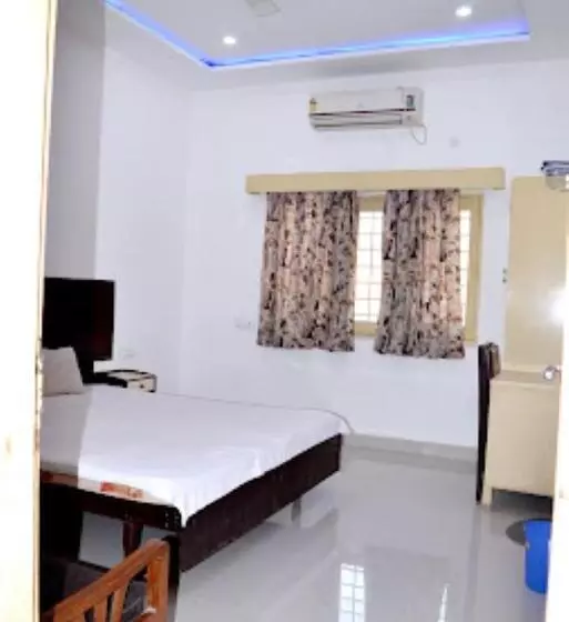 Kadambari Hotel And Restaurant Patehra