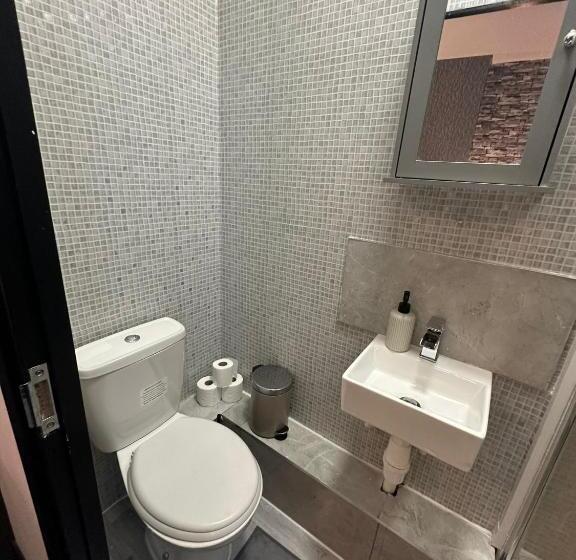 پانسیون 10 Minutes To Central London Vaux