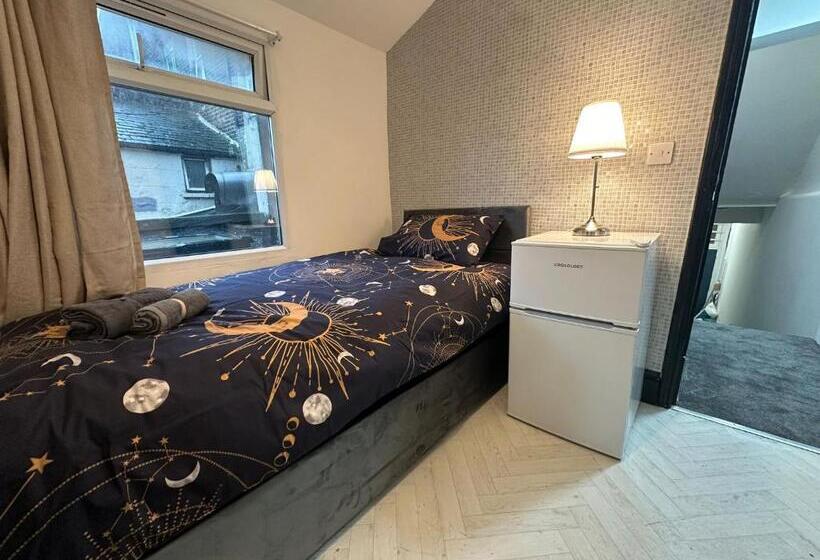 پانسیون 10 Minutes To Central London Vaux