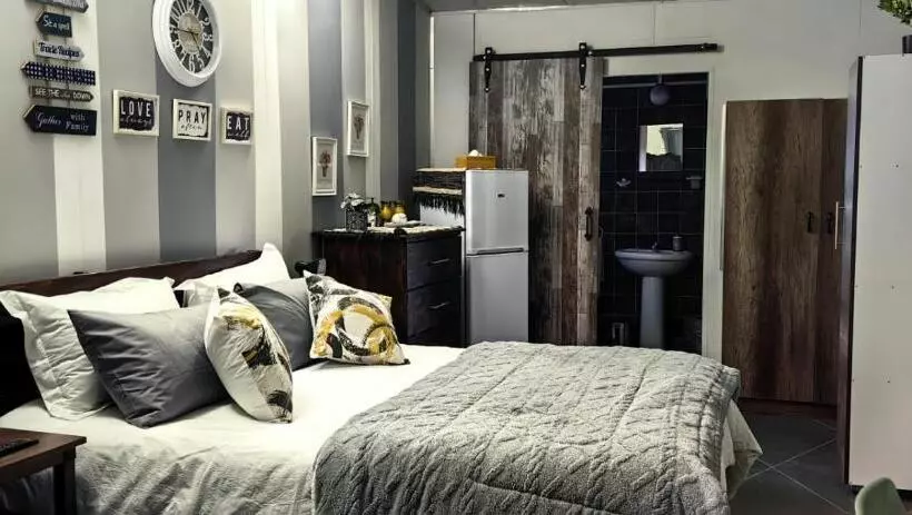 Majatalo Darmayhouse Guest House