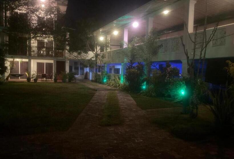 Пансион Lion House