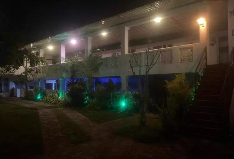 ペンション Lion House