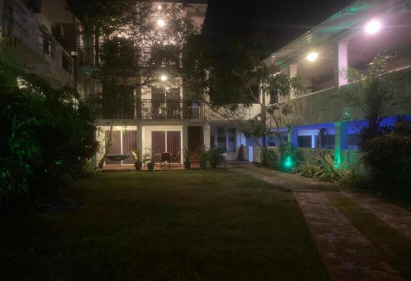 Пансион Lion House