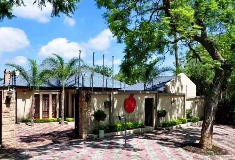 ペンション Red Apple Guest House