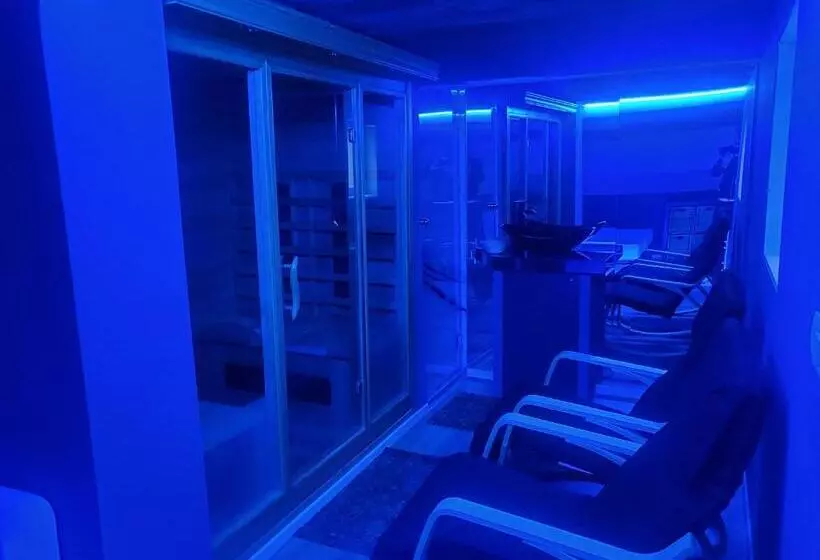 ペンション Relax En Suites
