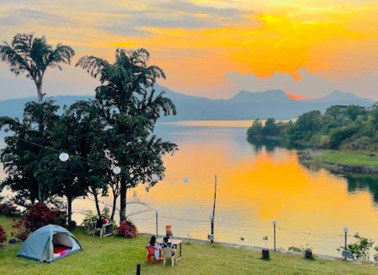 אתר נופש Elegance Feat Lonavala