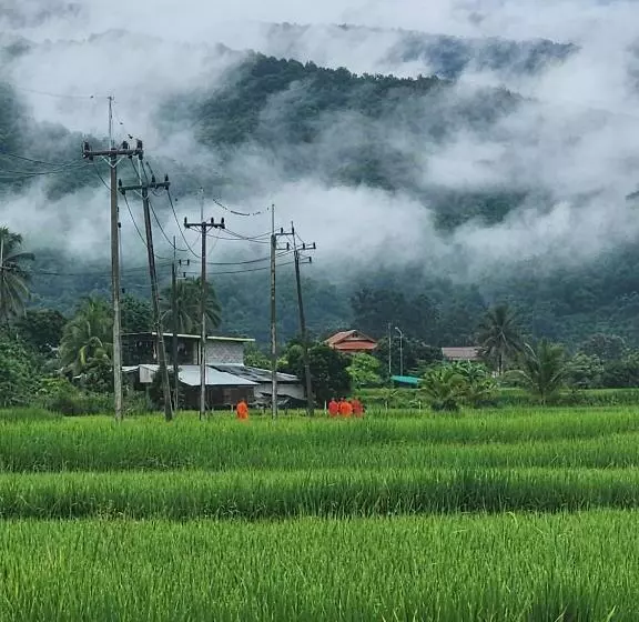 リゾートホテル The Field@pua เดอะฟิลด์แอทปัว