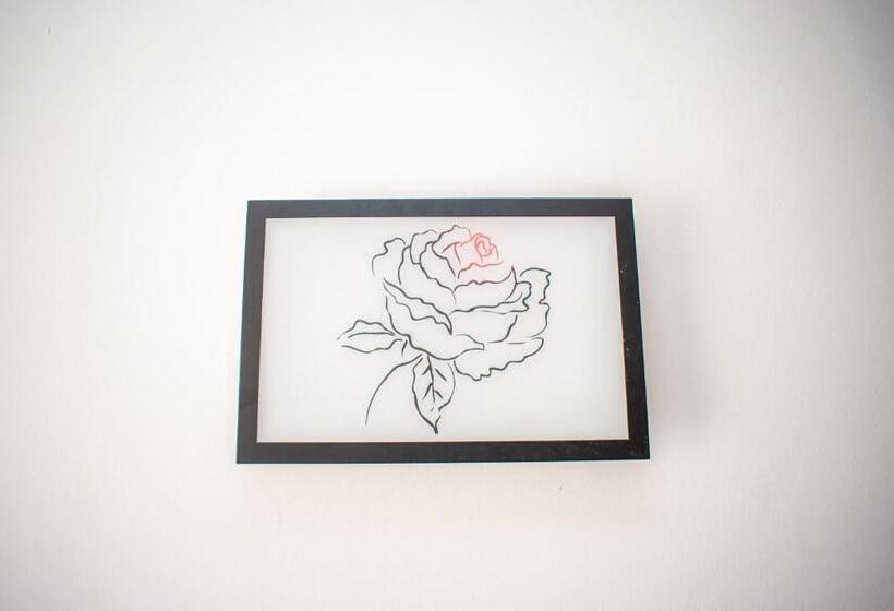 تختخواب و صبحانه Jakewa Jc Homes