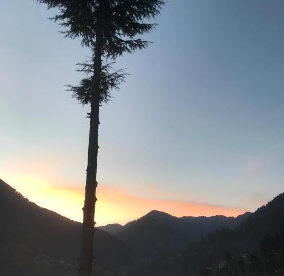 צימר Jibhi Mountain Retreat