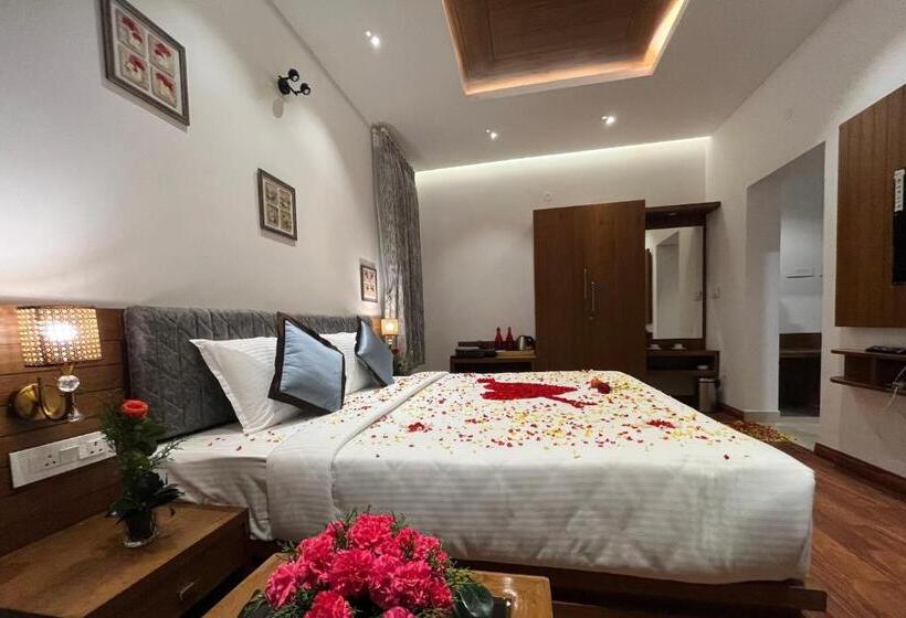 Aamiaismajoitus (B&B) Lushgreen Kodaikanal