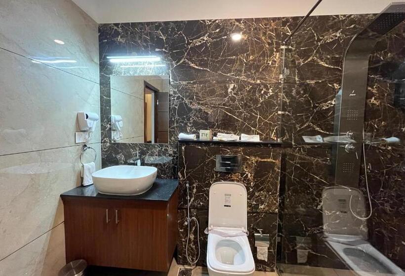 Aamiaismajoitus (B&B) Lushgreen Kodaikanal